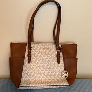 Michael Kors Tan and Cream Shoulder Bag